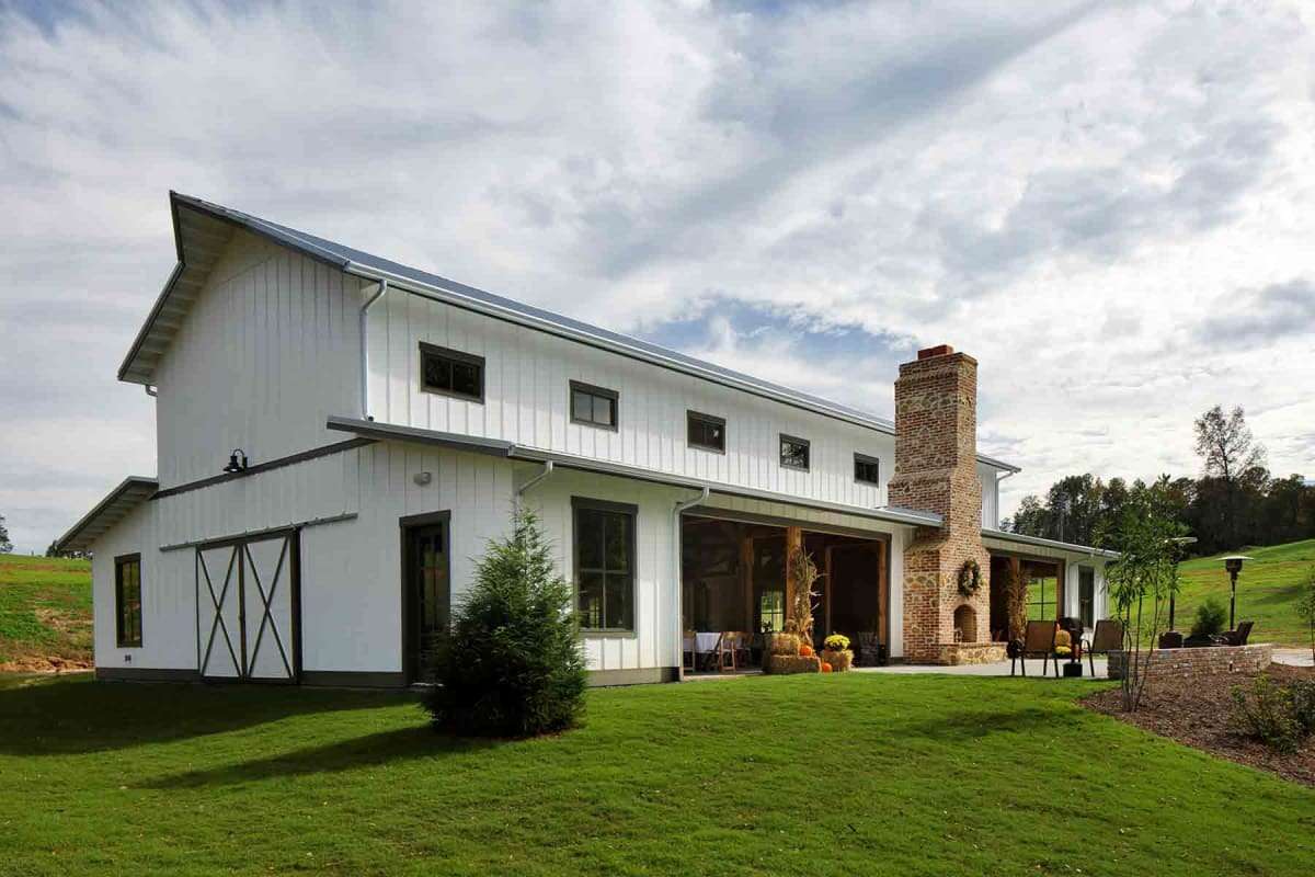 How Much Does a Small Barndominium Cost to Build?